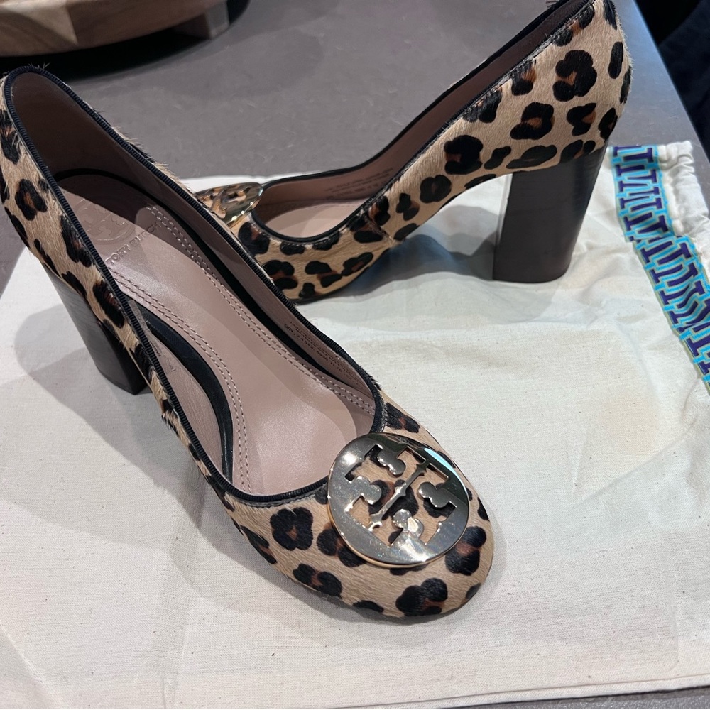 Leopard Tory Burch Pumps